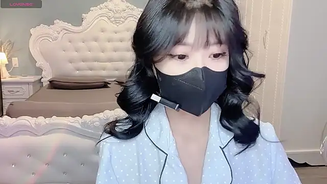 Mya Lee online show from February 2026 07:46:01 PM