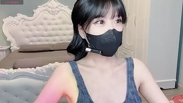 Mya Lee online show from February 2026 05:54:01 PM