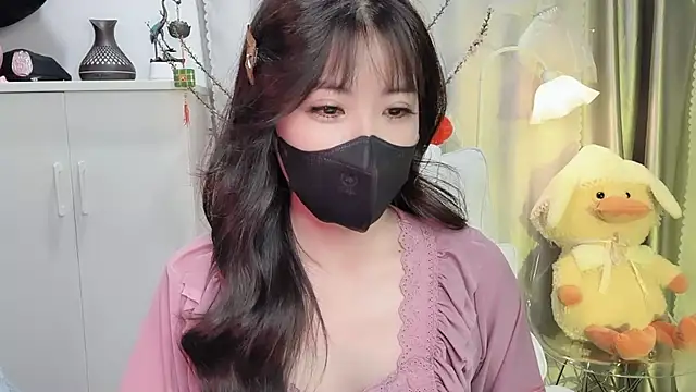 Snapshot of Mya_Lee chatting on January 2025 08:24:01 PM Mya Lee online show from January 2025 08:24:01 PM