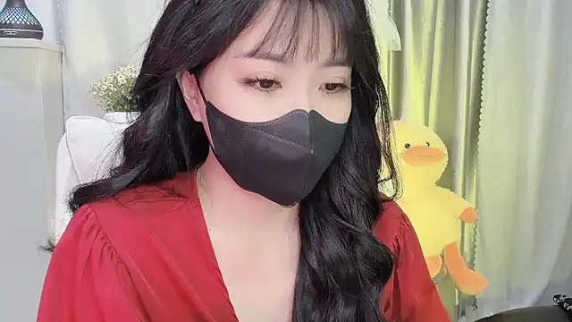 Snapshot of Mya_Lee chatting on February 2025 04:25:02 PM Mya Lee online show from February 2025 04:25:02 PM