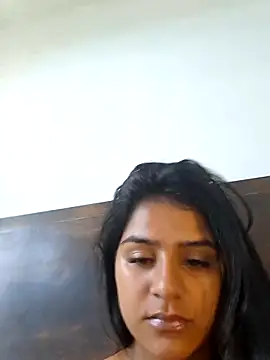 Snapshot of AnnRosse18 chatting on March 2025 03:40:01 PM AnnRosse18 online show from March 2025 03:40:01 PM