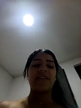 Snapshot of AnnRosse18 chatting on February 2025 02:13:02 PM AnnRosse18 online show from February 2025 02:13:02 PM