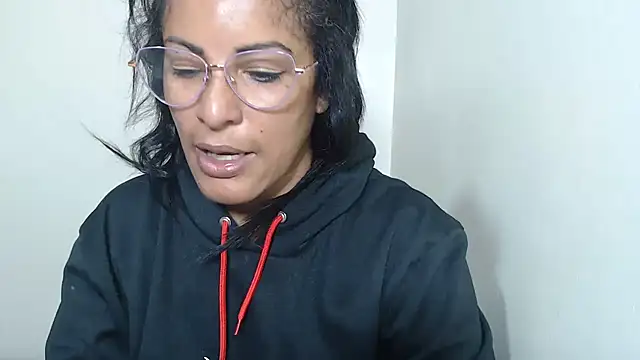 Snapshot of kateleyagrey chatting on July 2026 12:45:01 PM kateleyagrey online show from July 2026 12:45:01 PM