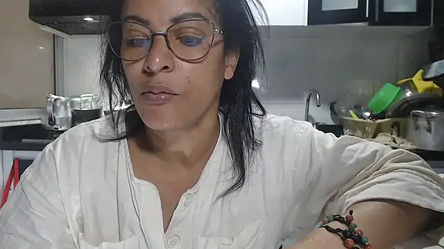 kateleyagrey online show from September 2025 01:10:02 PM