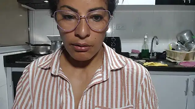 kateleyagrey online show from March 2026 12:29:01 PM