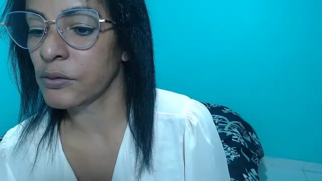 kateleyagrey online show from February 2026 06:40:02 PM