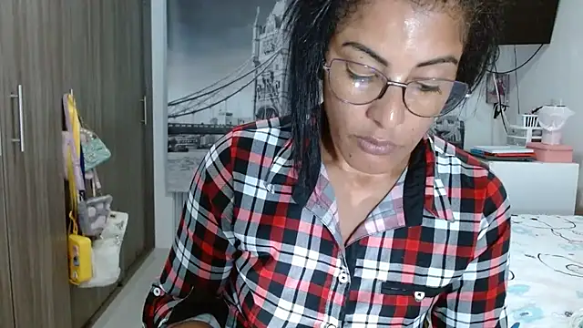kateleyagrey online show from February 2025 02:07:01 AM