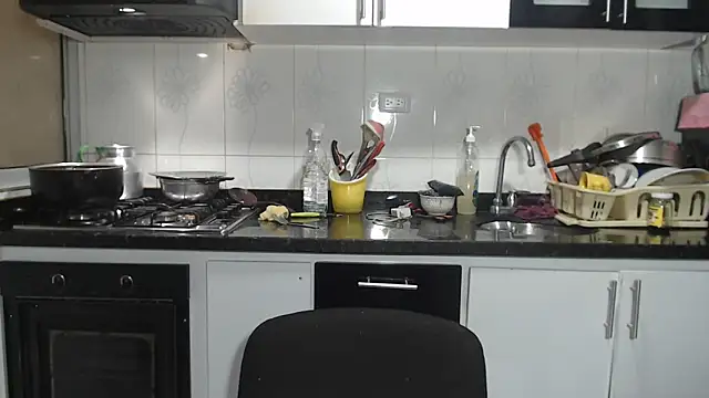 kateleyagrey online show from May 2026 07:20:02 PM