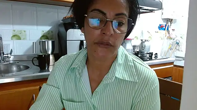 kateleyagrey online show from March 2025 12:17:01 PM
