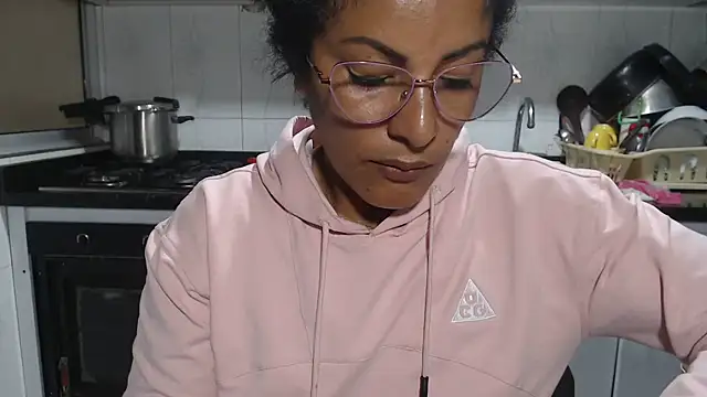 kateleyagrey online show from February 2026 08:08:02 PM