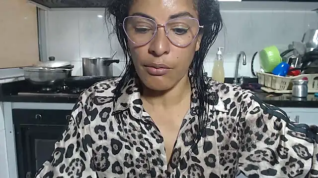 kateleyagrey online show from May 2026 07:12:02 PM