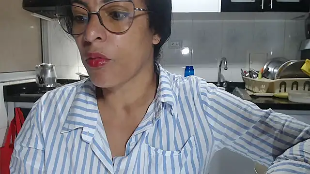 kateleyagrey online show from September 2025 01:22:01 PM