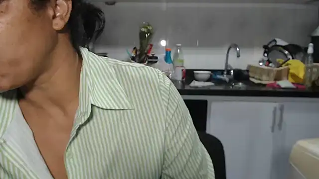 kateleyagrey online show from January 2026 07:39:02 PM