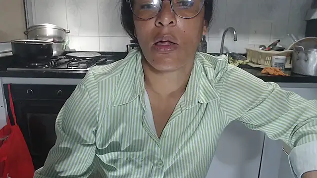 kateleyagrey online show from October 2025 07:02:01 PM