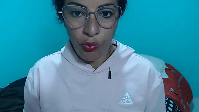 kateleyagrey online show from February 2026 07:22:01 PM