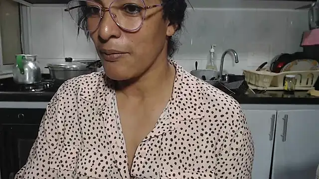 kateleyagrey online show from May 2026 07:09:01 PM