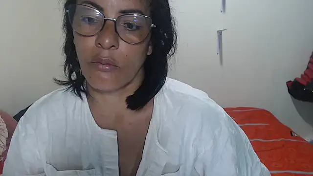 Snapshot of kateleyagrey chatting on October 2025 01:14:02 PM kateleyagrey online show from October 2025 01:14:02 PM