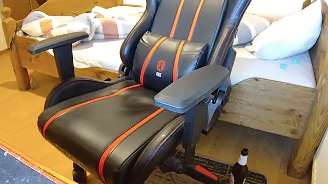 KmlBI26 online show from October 2025 07:07:02 AM