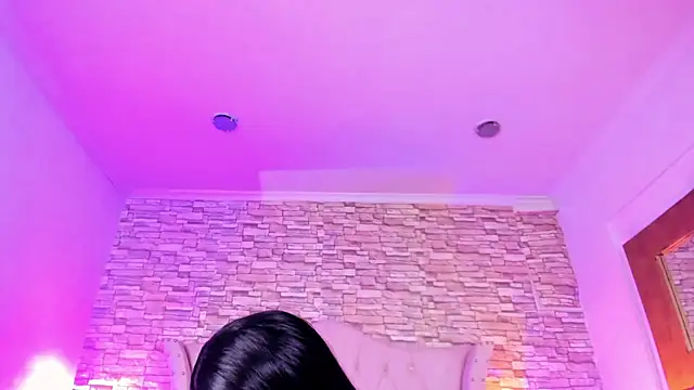 Lucia-sex online show from March 2026 08:04:01 PM