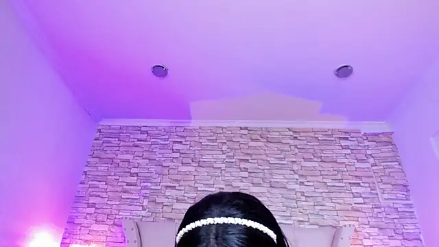 Lucia-sex online show from February 2026 08:09:02 PM