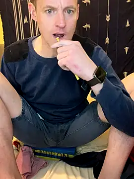 londonfuckwhore1 online show from November 2025 10:32:01 PM