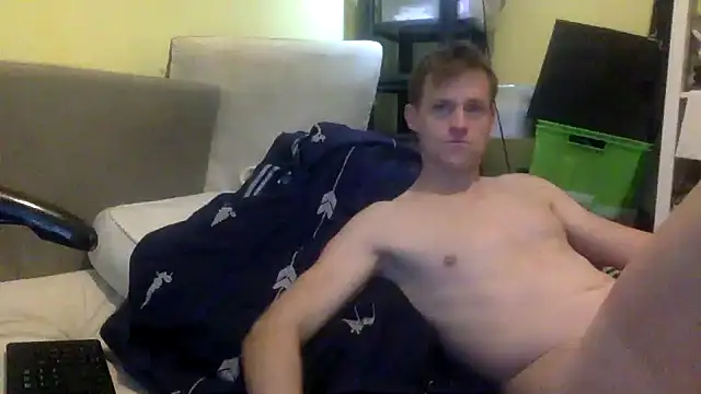 Snapshot of londonfuckwhore1 chatting on October 2025 03:52:01 AM londonfuckwhore1 online show from October 2025 03:52:01 AM