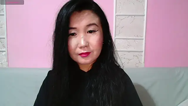 Bet Lu online show from October 2025 08:23:02 PM