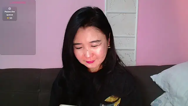 Snapshot of Bet_Lu chatting on October 2025 03:27:02 AM Bet Lu online show from October 2025 03:27:02 AM