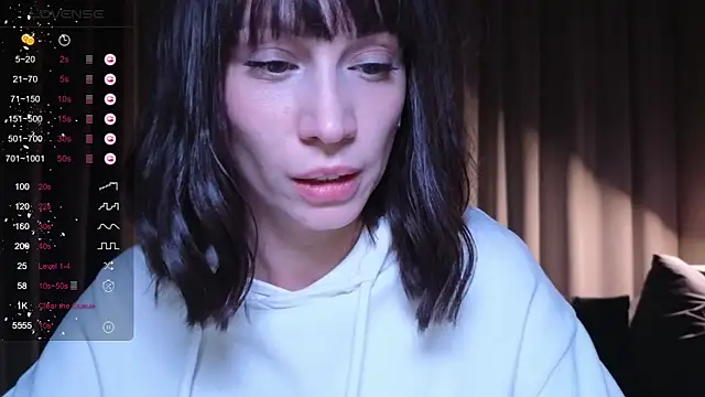 Alice Wonders online show from November 2025 07:35:02 PM