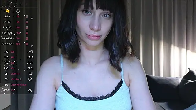 Alice Wonders online show from November 2025 09:15:04 PM