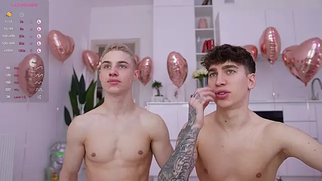 Evan  White  online show from February 2025 08:38:01 AM