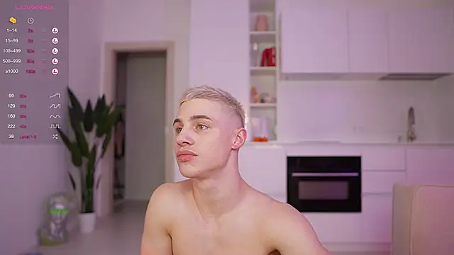 Evan  White  online show from February 2025 05:40:01 PM