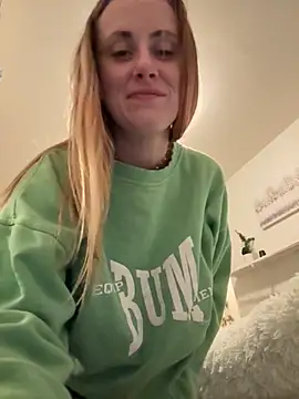 ClumsyLink online show from November 2025 08:39:02 AM