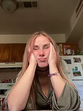 ClumsyLink online show from November 2025 09:03:02 PM