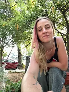 ClumsyLink online show from September 2025 02:45:01 PM