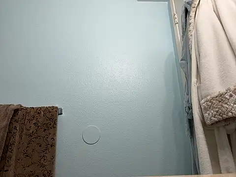 ClumsyLink online show from January 2026 02:37:02 AM