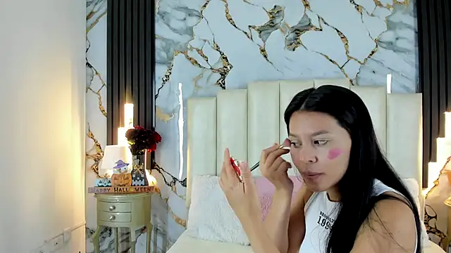 lulumars online show from October 2025 05:18:02 AM