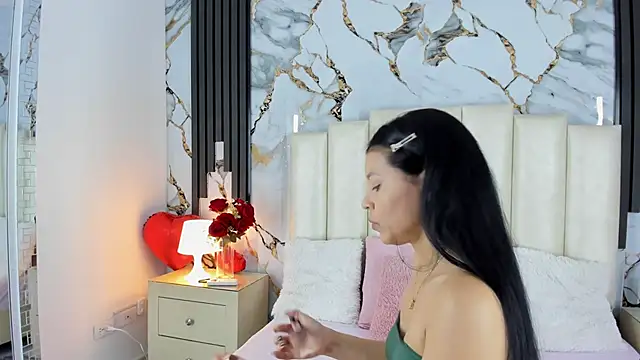 lulumars online show from February 2025 04:40:02 AM