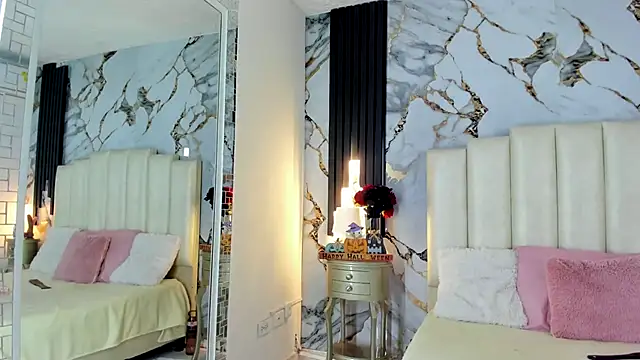 lulumars online show from October 2025 05:18:02 AM