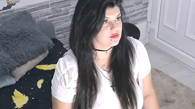 TinaMaay online show from May 2026 04:59:01 PM