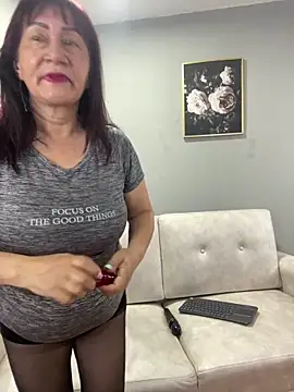 Savvanahh online show from November 2025 11:58:01 AM