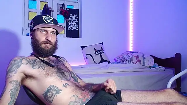 Tatted21xxx online show from October 2025 09:38:02 PM