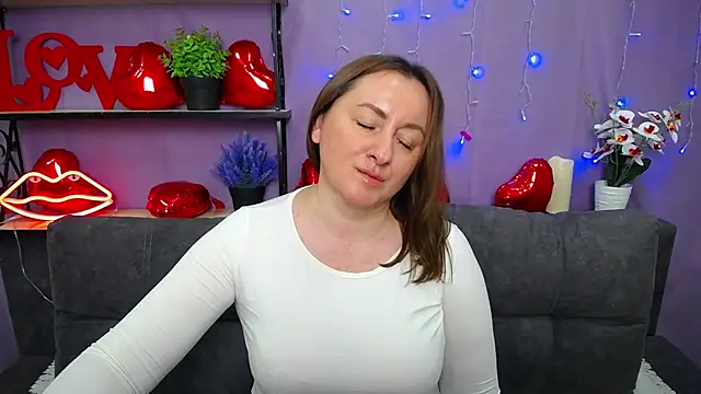 Abby Taylorr online show from March 2025 02:45:01 PM