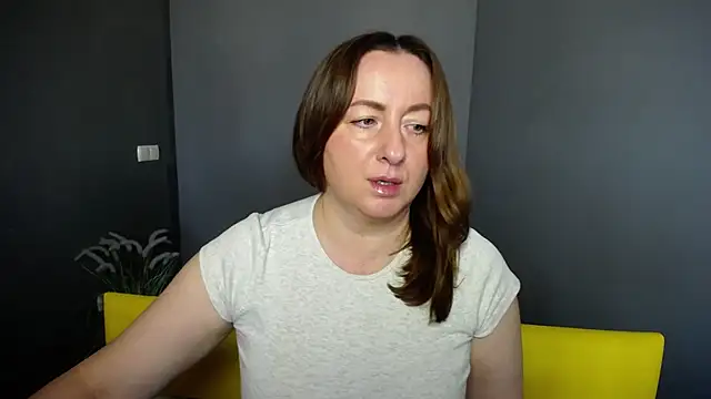 Abby Taylorr online show from November 2025 07:13:01 AM