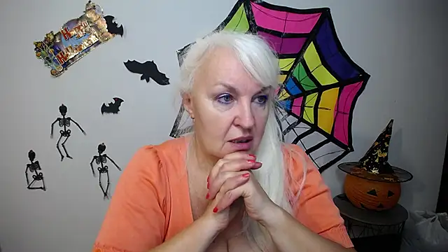 BlondyLeeBest online show from October 2025 07:47:02 PM