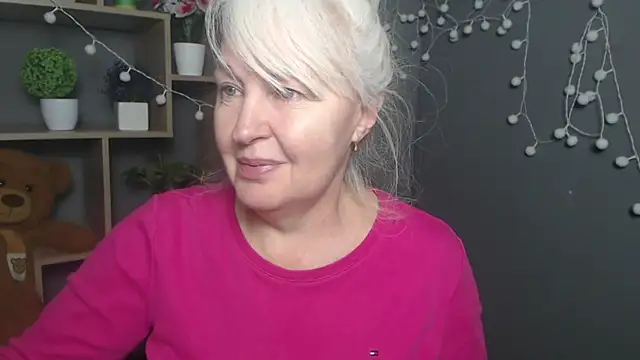 BlondyLeeBest online show from February 2026 07:22:01 PM