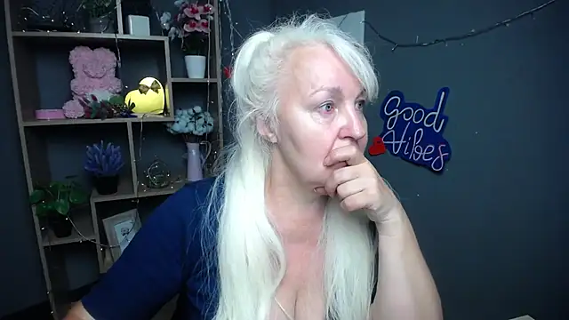 BlondyLeeBest online show from July 2026 06:41:02 PM