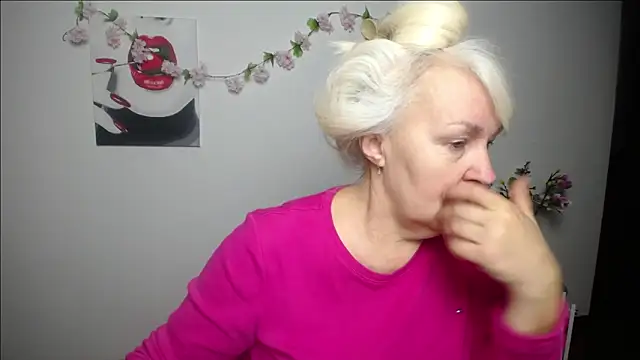 BlondyLeeBest online show from February 2026 07:23:02 PM