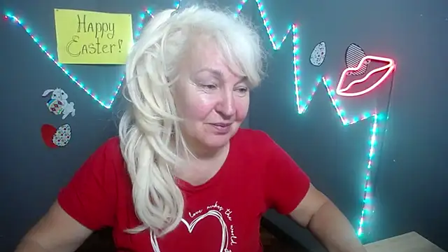 BlondyLeeBest online show from April 2026 06:25:02 PM