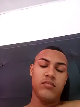 Snapshot of saidM10 chatting on December 2025 03:25:01 PM saidM10 online show from December 2025 03:25:01 PM